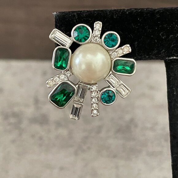 Brooks Brothers Deco Green Clear Czech Crystals Faux Pearl Pierced Earrings $88 - Picture 4 of 6